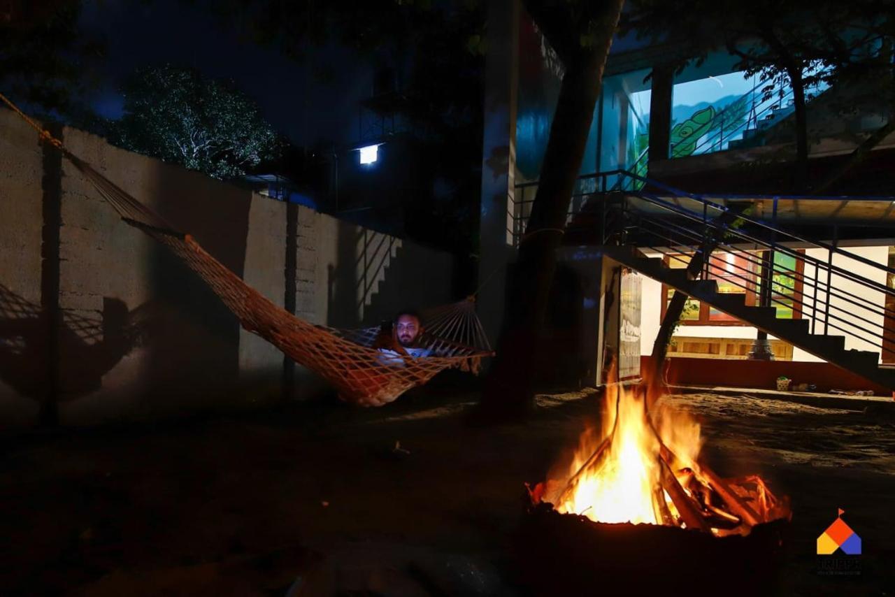 Trippr Alleppey - Backpacker Hostel Alappuzha Esterno foto